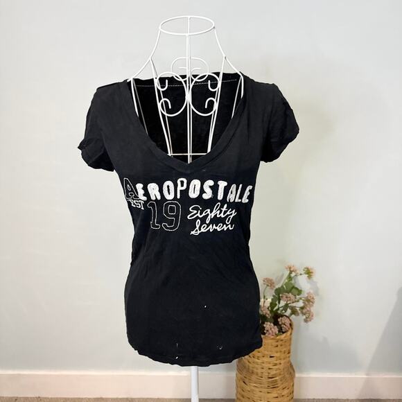 Cute vintage y2k tight black Aeropostale v neck t shirt 🦋 - Picture 2 of 5